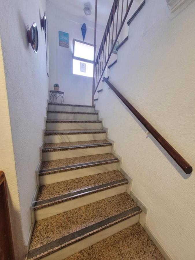 Hostal Mediterraneo 토레델마르 외부 사진