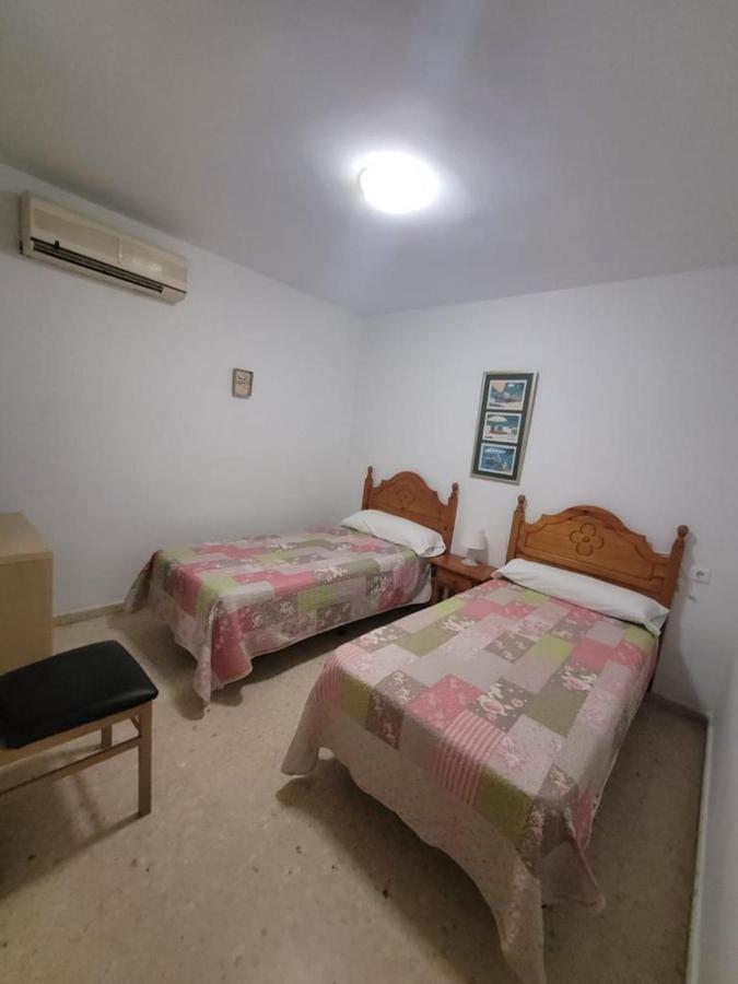 Hostal Mediterraneo 토레델마르 외부 사진