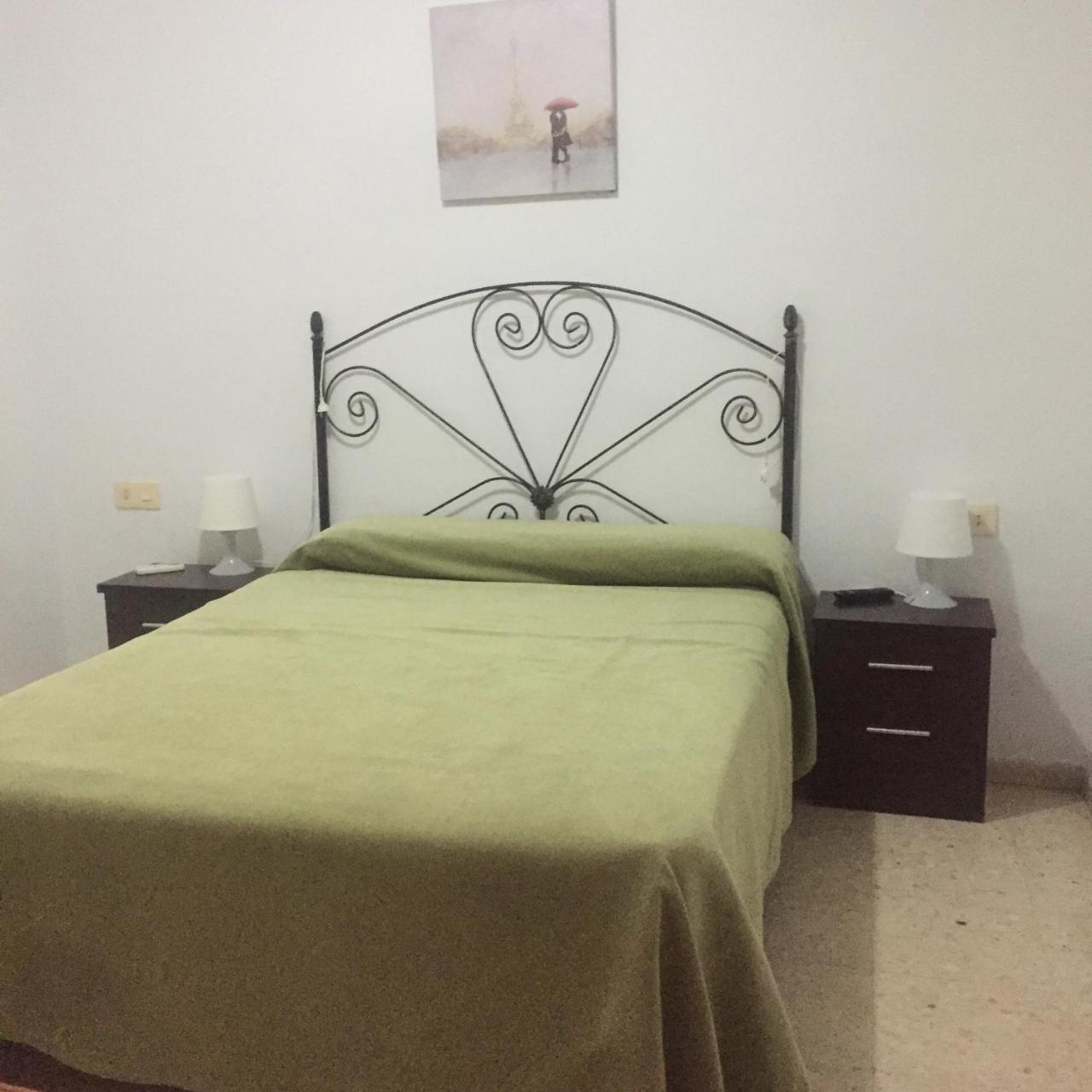 Hostal Mediterraneo 토레델마르 외부 사진
