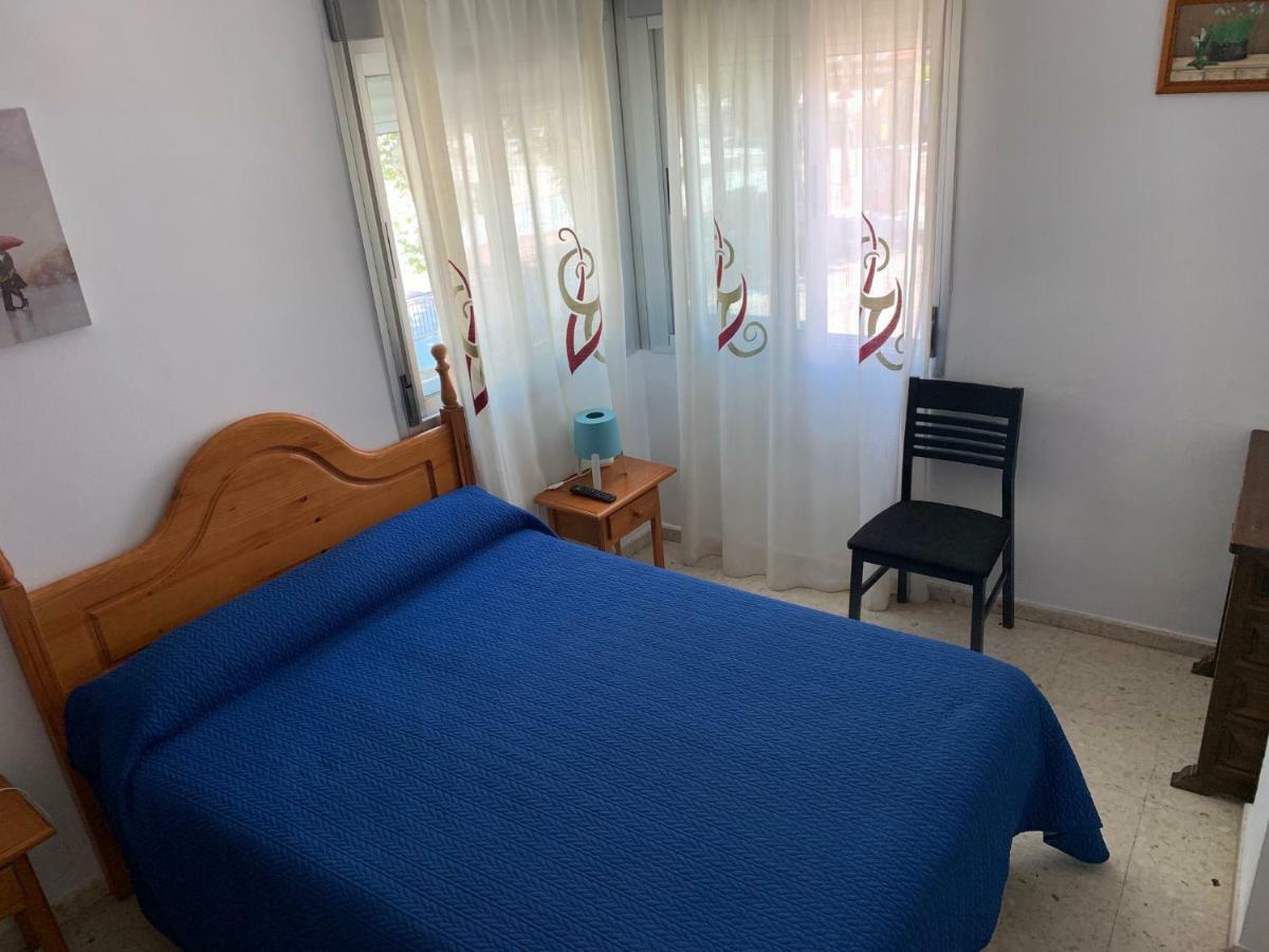 Hostal Mediterraneo 토레델마르 외부 사진